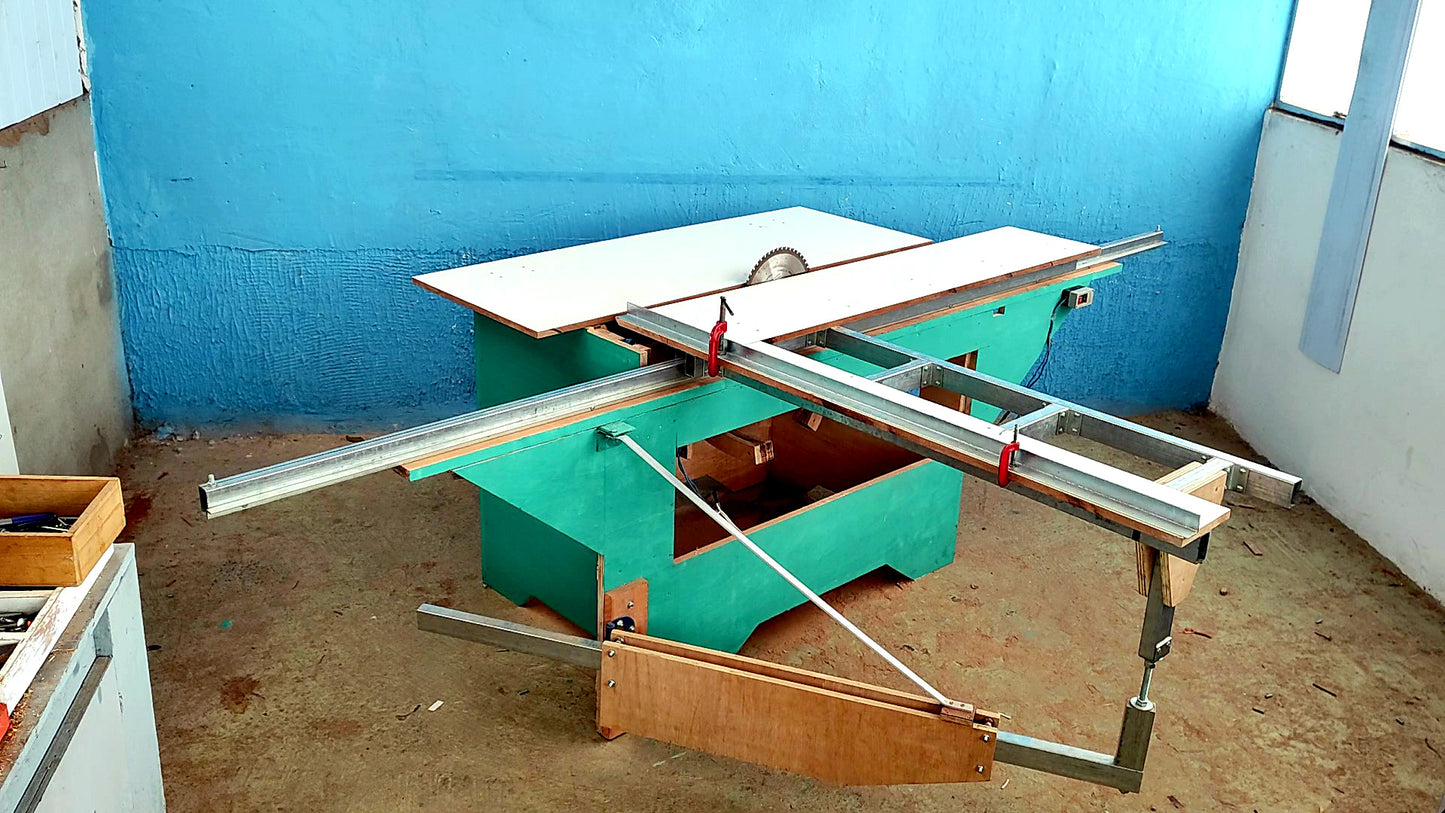 Projeto para serra esquadrejadeira com braço articulado